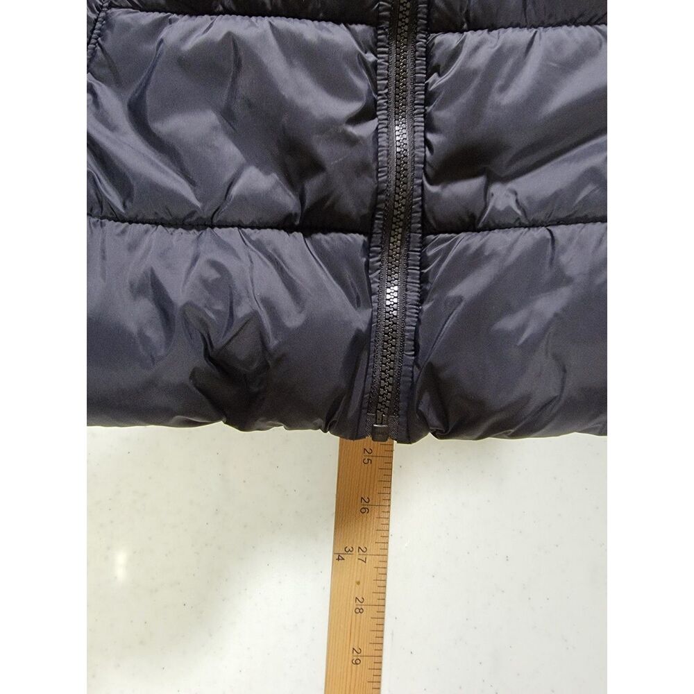 Women's Old Navy Black Puffer Vest - Medium - Picture 3 of 7